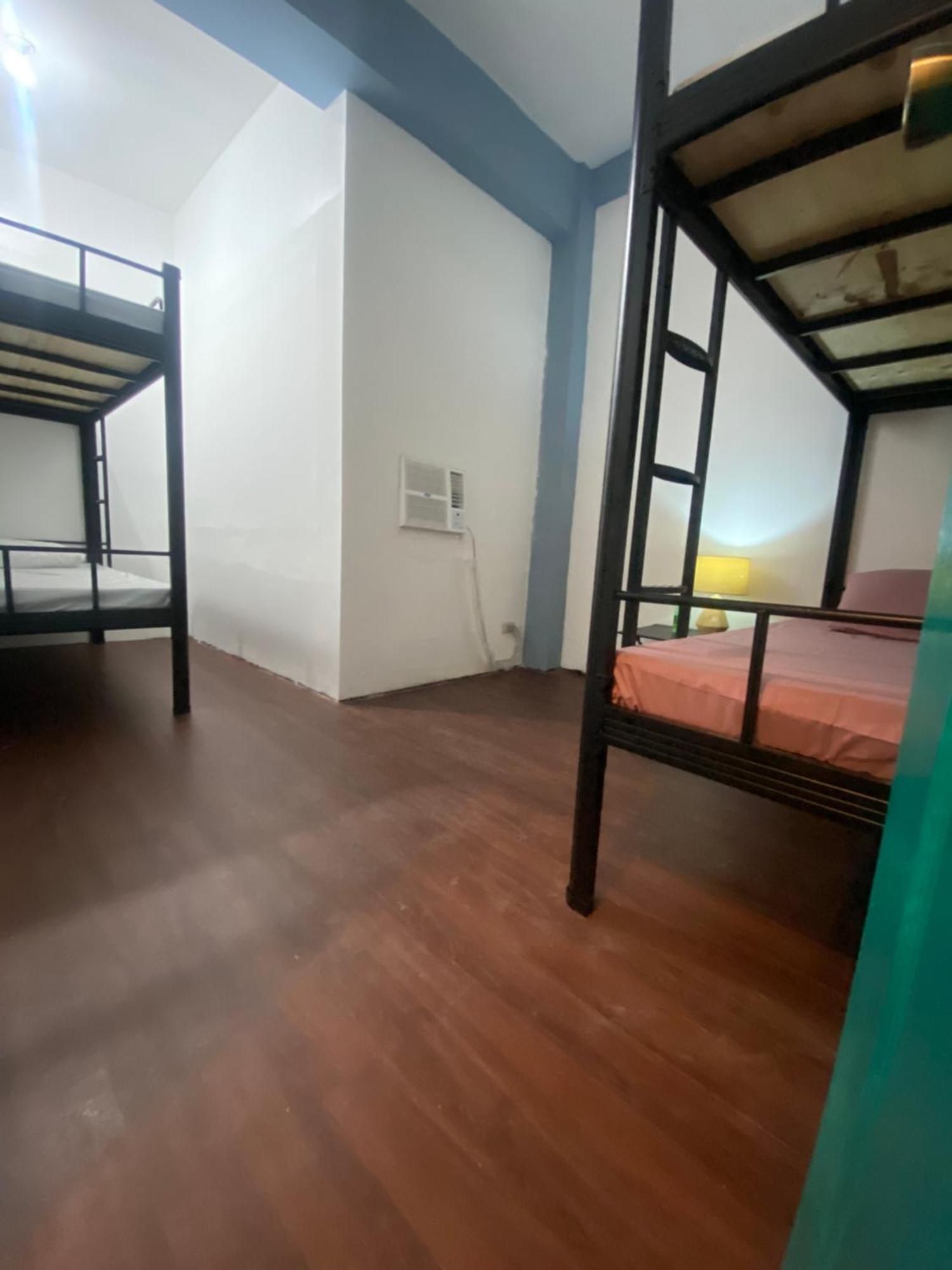 Lime Lite Manila Hostel Makati City ภายนอก รูปภาพ